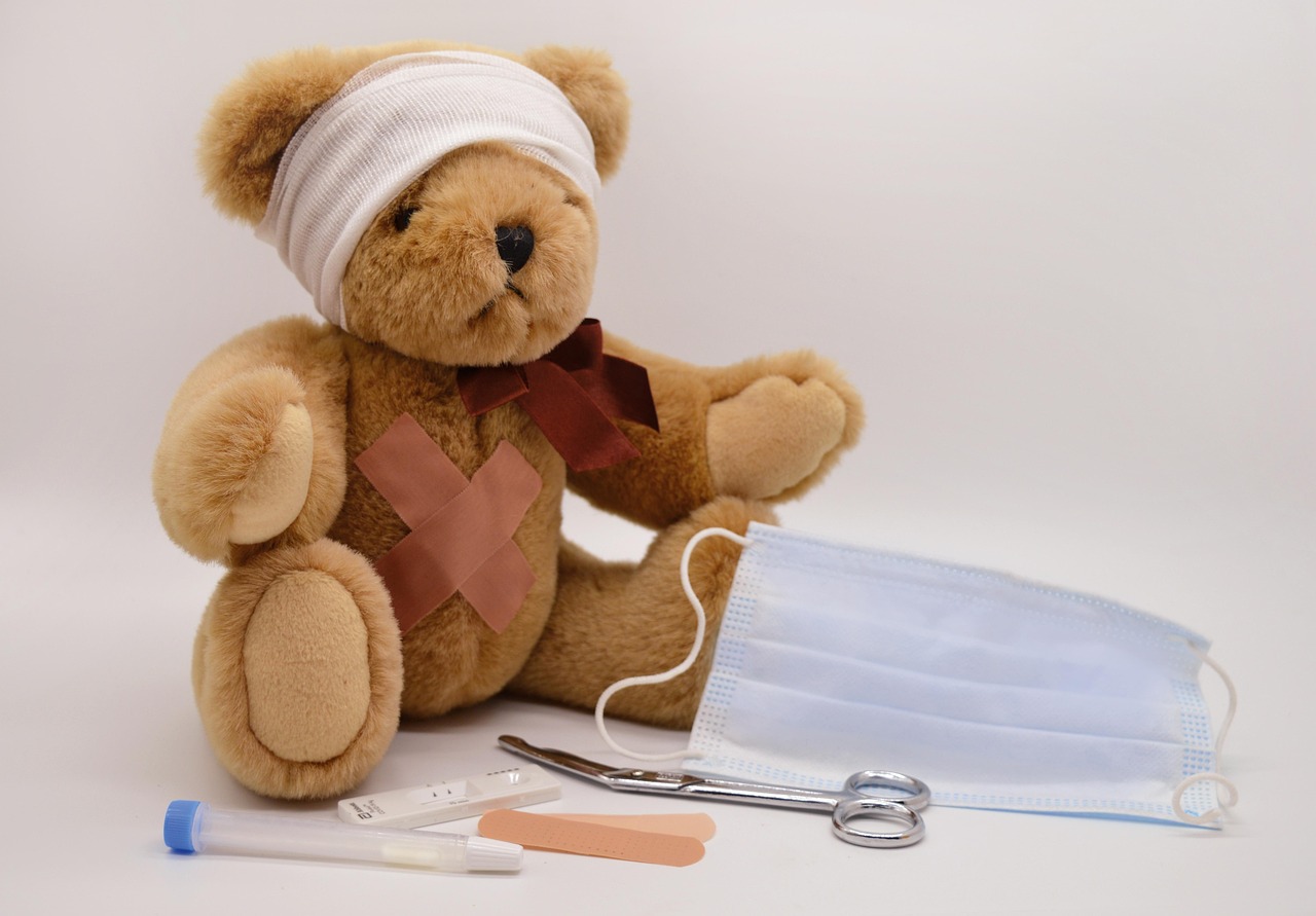 oso-de-peluche-con-venda-para-revisiones-medicas-para-ninos